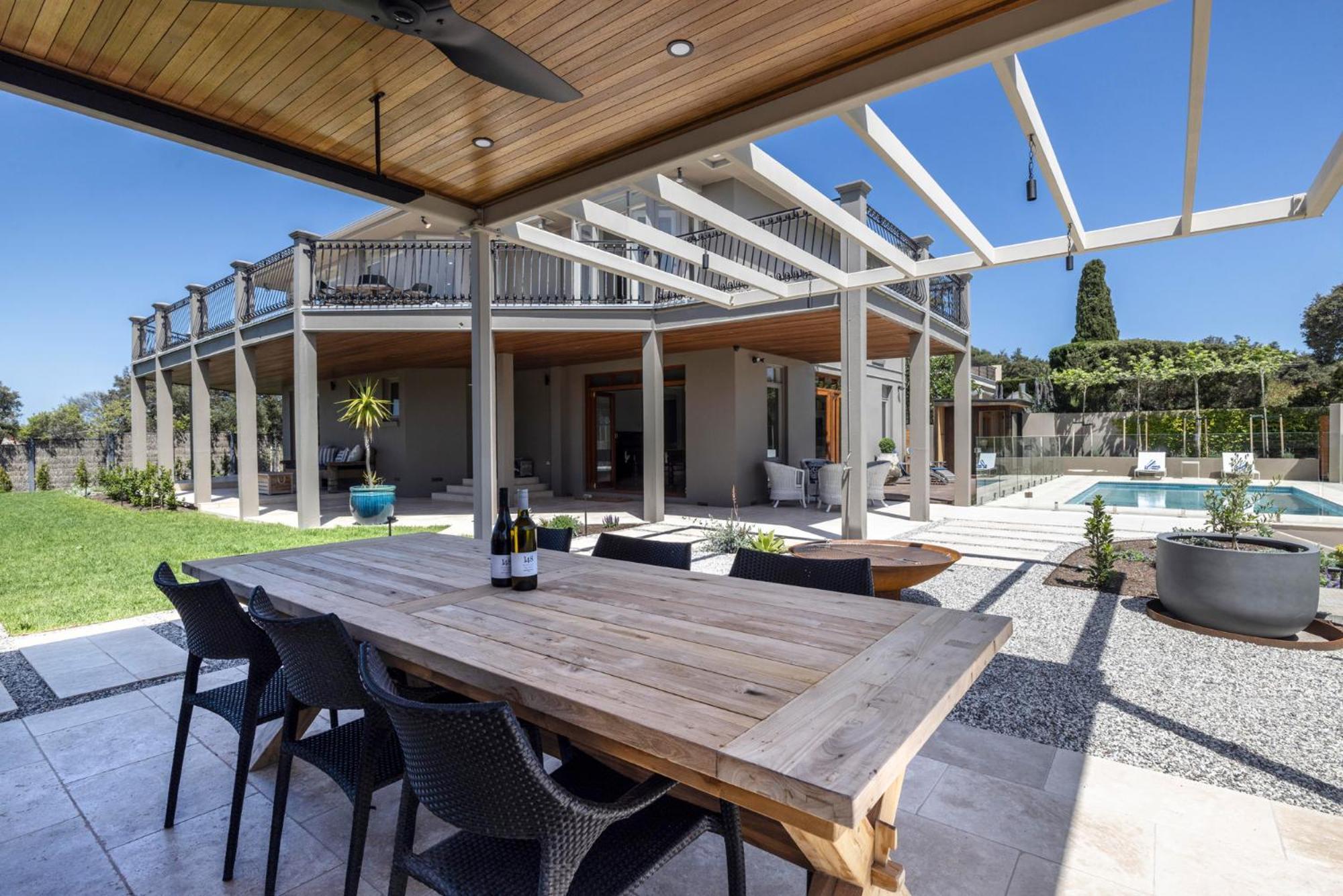 Serendib Luxury Sorrento Resort Living Exterior foto